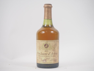 Vente aux enchères 1 BOUTEILLE VIN JAUNE J. TISSOT - 1977