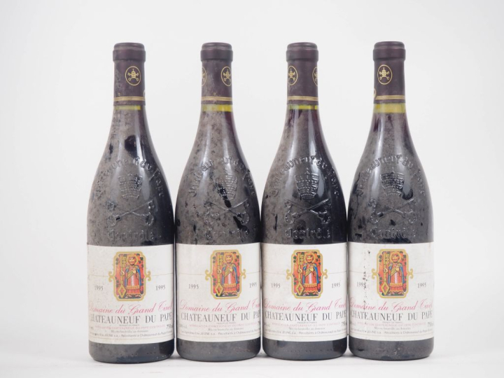 4 BOUTEILLES CHÂTEAUNEUF DU PAPE DOMAINE DU GRAND TINEL  - 1995 - BS 