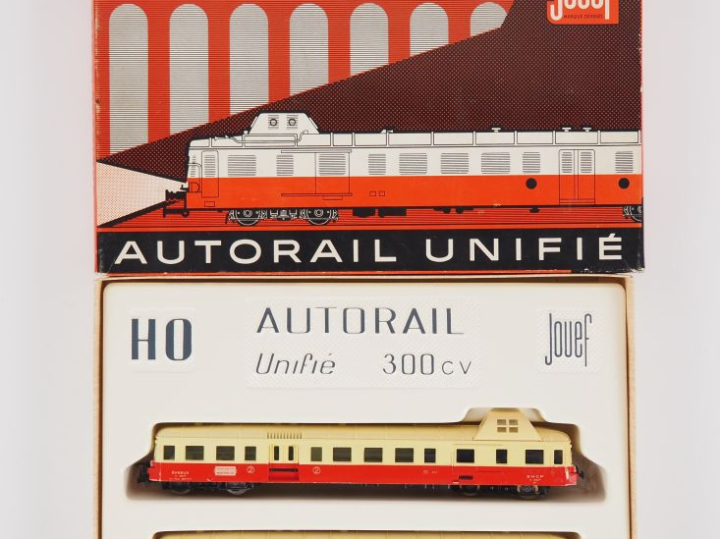 Matériel roulant en HO de marque Jouef Autorail unifié réf 760 dans sa