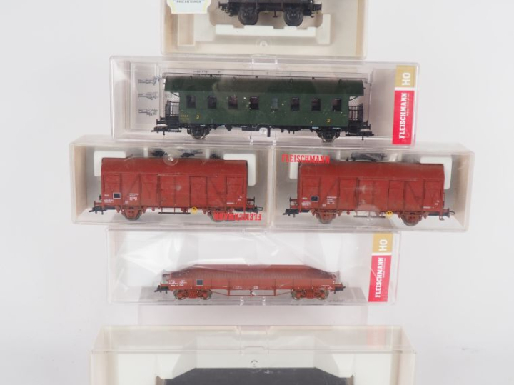 Matériel roulant Ho FLEISCHMANN lot de 6 Wagons de marchandises tomber
