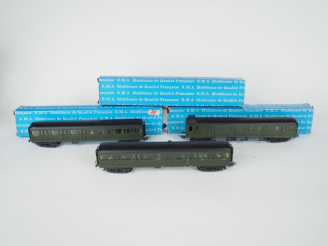 Vente aux enchères Matériel roulant de marque RMA lot de 3 voitures voyageurs Express Nor