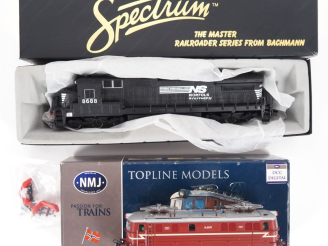 Vente aux enchères Matériel roulant en HO de marque SPECTRUM et NMJ en boites d’origine D