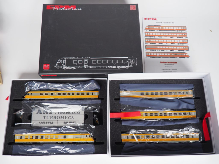 Matériel roulant EPM Ho coffret E 22.15.02 SNCF Ep IV set de 5 élément