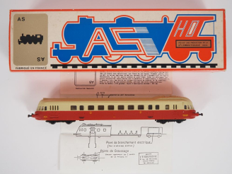 Vente aux enchères HOAS Autorail ABJ 4. En boîte d'origine avec notice. Bel état ( boîte 