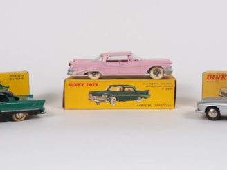 Vente aux enchères Dinky Toys France Lot de 3 véhicules en boite (défraichies) dont : Mer