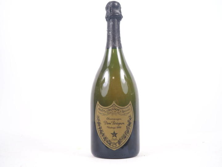1 BOUTEILLE CHAMPAGNE DOM PÉRIGNON - 1999 - COIFFE LÉGER ABIMÉE