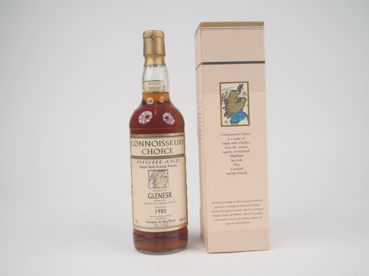 GLENESK 18 YEARS GORDON   MACPHAIL DISTILLED : 1985 - BOTTLED : 2003 -