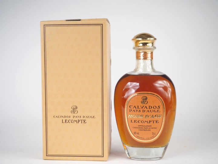 1 BOUTEILLE CALVADOS "HORS D'AGE" LECOMPTE - COFFRET 