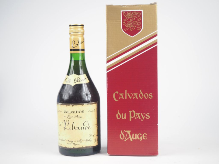 1 BOUTEILLE CALVADOS "VIELLE RÉSERVE" LA RIBAUDE 42 % - COFFRET 