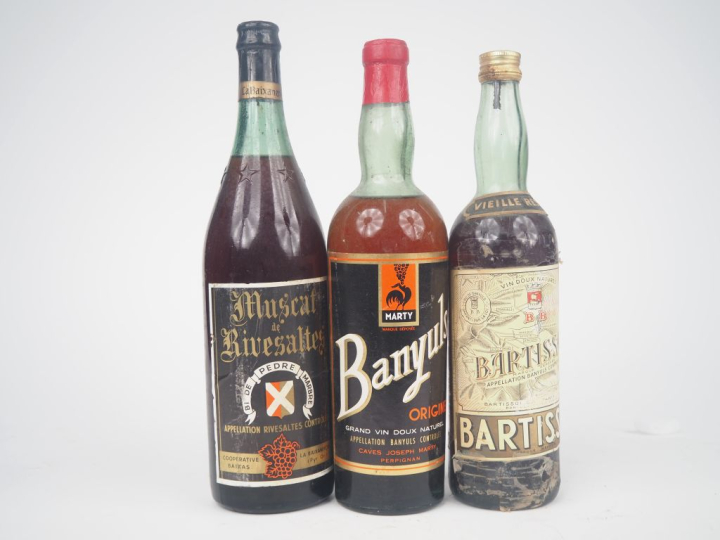 3 BOUTEILLES : 1 RIVESALTES MUSCAT / 1 BARTISSOL / 1 BANYULS 