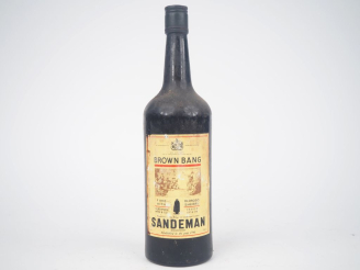 Vente aux enchères 1 BOUTEILLE SANDEMAN BROWN BANG - NIVEAU BAS/EA/BS