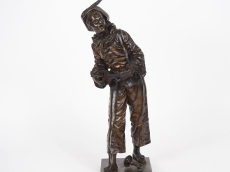 Vente aux enchères Eutrope BOURET.  "Arlequin : au clair de la lune" Sculpture en bronze 