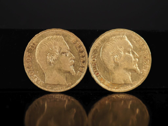 Vente aux enchères Deux pièces de 20 Francs or, Napoléon III Empereur, 1857-A.  FRAIS ACH