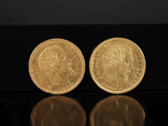 Vente aux enchères Deux pièces de 10 Francs or, Napoléon III Empereur, 1854-A.  FRAIS ACH