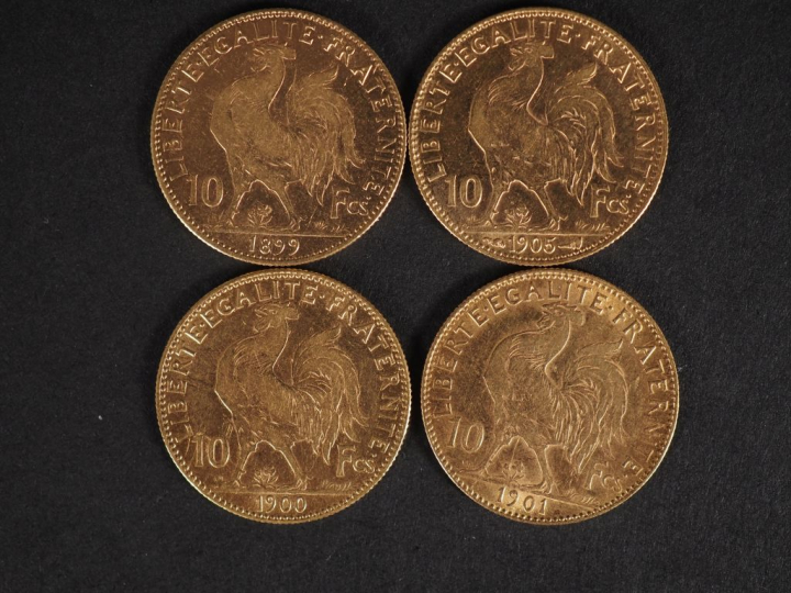 Quatre pièces de 10 Francs or, République Française, 1899, 1900,1901 e