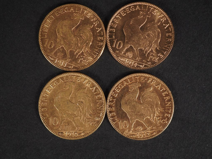 Quatre pièces de 10 Francs or, République Française, 1910, 1911, 1912 
