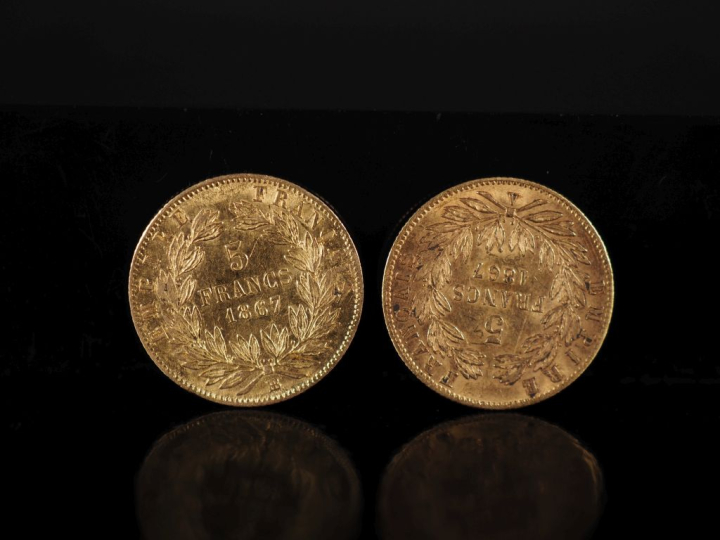Deux pièces de 5 Francs or, Napoléon III Empereur, 1867-A et 1867-BB. 