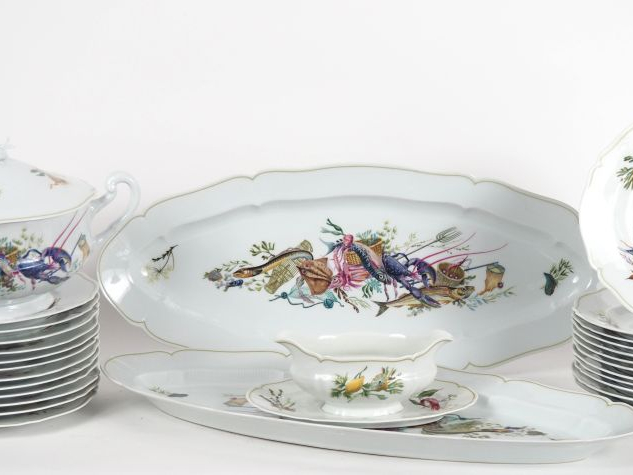 HAVILAND à Limoges. Partie de servce de table en porcelaine modèle "Ca