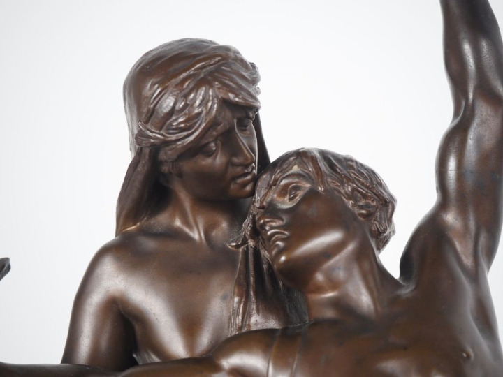 MARIOTON.  "Gloria Patriae" Groupe en bronze à patine brune Signé H. 4