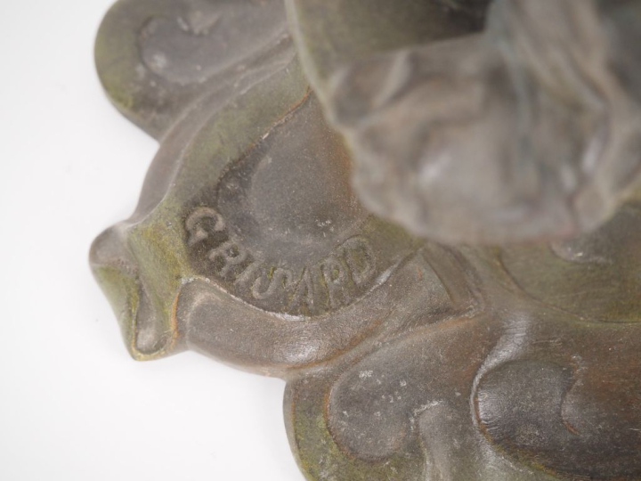 GRISARD.  "Coquette" et "Précieuse" Paire de sujets en régule polychro