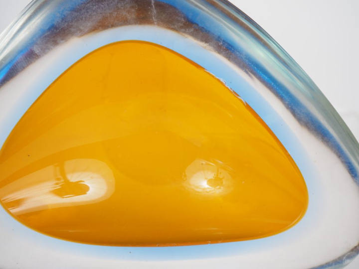 MURANO.  6 coupelles en verre un sujet en verre "canard" (micro égrenu