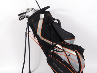 Vente aux enchères Sac de golf et série de 5 clubs.