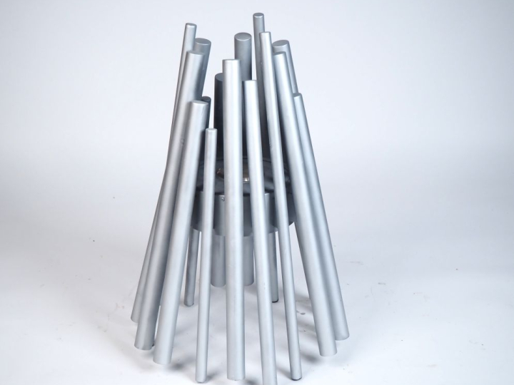 Braséro en métal laqué gris Eco Smart. H. 79 cm