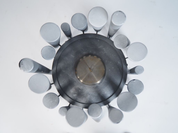 Braséro en métal laqué gris Eco Smart. H. 79 cm