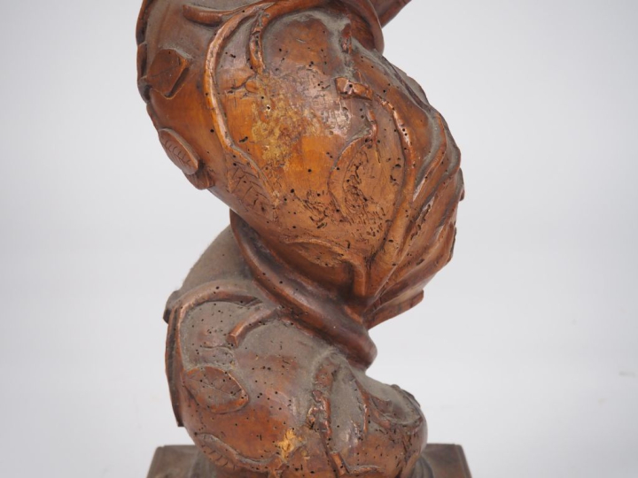 Sellette XIXème en bois tourné et sculpté, à décor de feuille de vigne