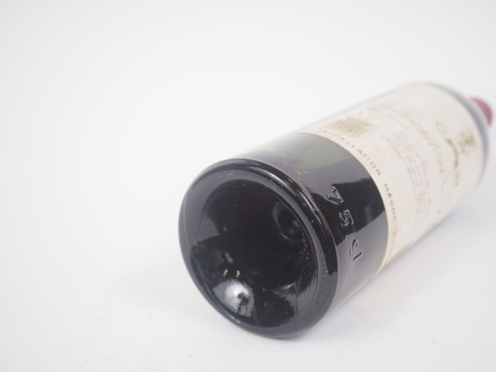 1 VIEILLE BOUTEILLE MOUTON CADET MÉDOC - NM - VIDANGE