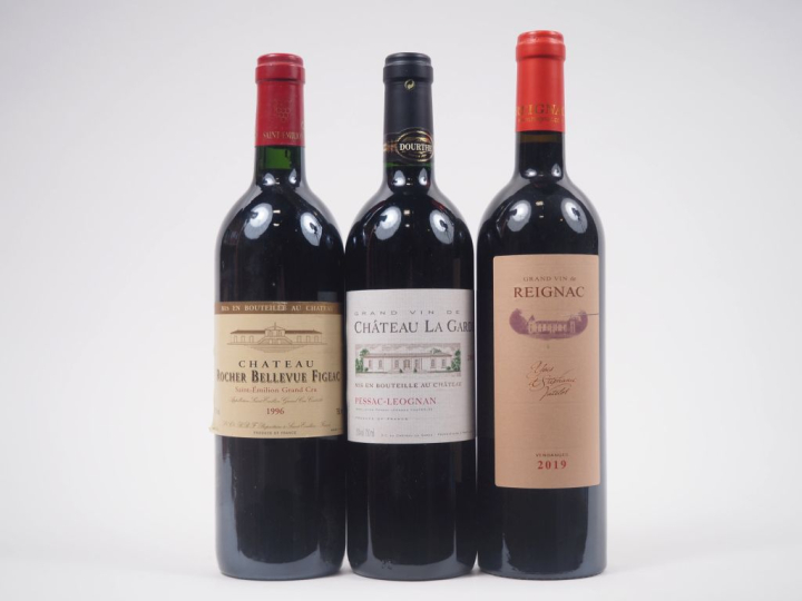 3 BOUTEILLES : 1 CHÂTEAU ROCHER BELLEVUE FIGEAC GC ST ÉMILION 1996 - 1