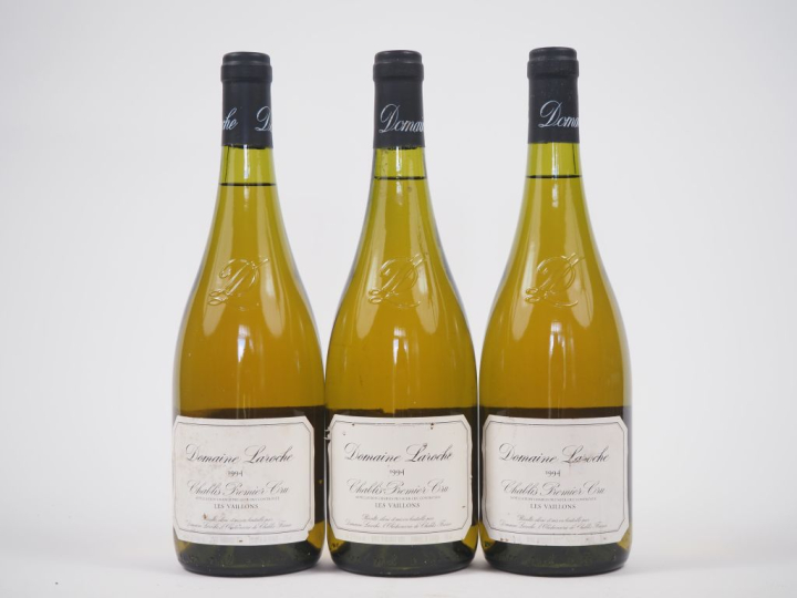 3 BOUTEILLES CHABLIS 1er CRU "LES VAILLONS" DOMAINE LAROCHE - 1994 