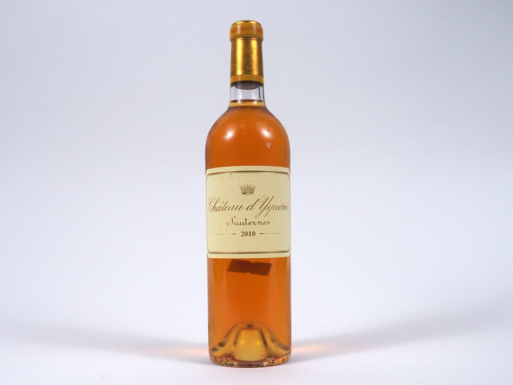 1 BOUTEILLE CHÂTEAU D'YQUEM 1er CCS SAUTERNES - 2010 