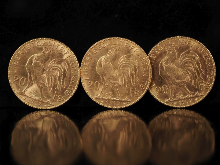 Trois pièces de 20 Francs or, 1907, 1910 et 1912. FRAIS ACHETEURS 10% 