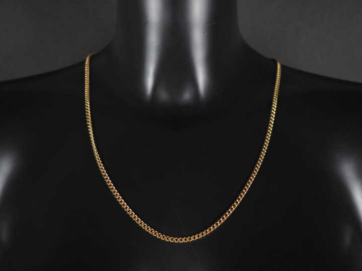 Chaine en or jaune 750, maille gourmette. Long. 62 cm Poids. 26,81 g  