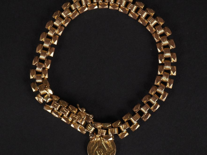 Bracelet souple en or jaune 750, maille fantaisie à décor de maillons 