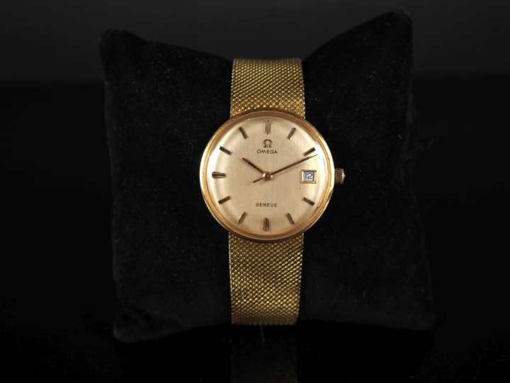 OMEGA, Genève Montre bracelet, boitier et bracelet en or jaune 750.  C