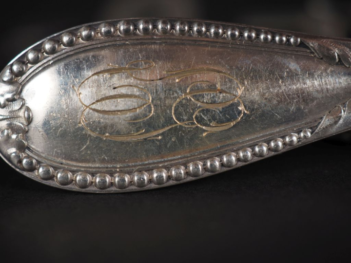 Partie de ménagère de style Louis XVI en argent 925, poinçon Minerve, 
