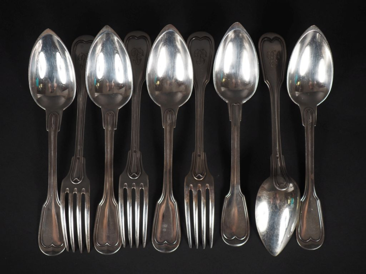 Suite de trois grands couverts et deux grandes cuillères en argent 925