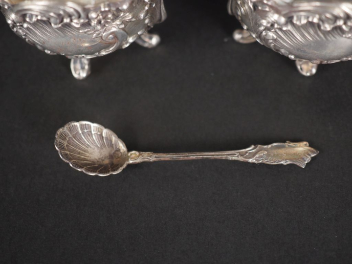 Paire de salerons de style Louis XV en argent 925, poinçon Minerve, à 