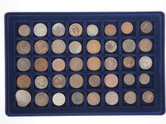 Vente aux enchères Collection de 100 pièces anciennes.