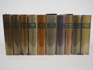 Vente aux enchères La Pléïade. Lot de 10 volumes : - CASANOVA. Mémoires. 2 vol. - ANTON T