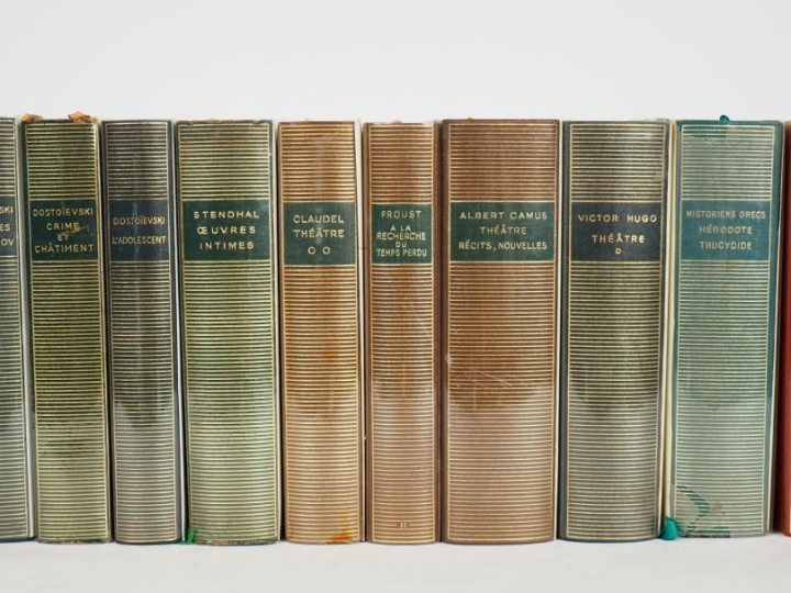 La Pléïade. Lot de 10 volumes : - Historiens grecs. 1 vol. - DOSTOÏEVS