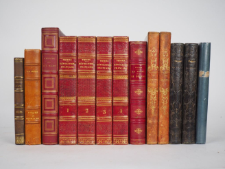 Vente aux enchères Lot de livres comprenant 13 volumes : - Louis FIGUIER. La terre avant 