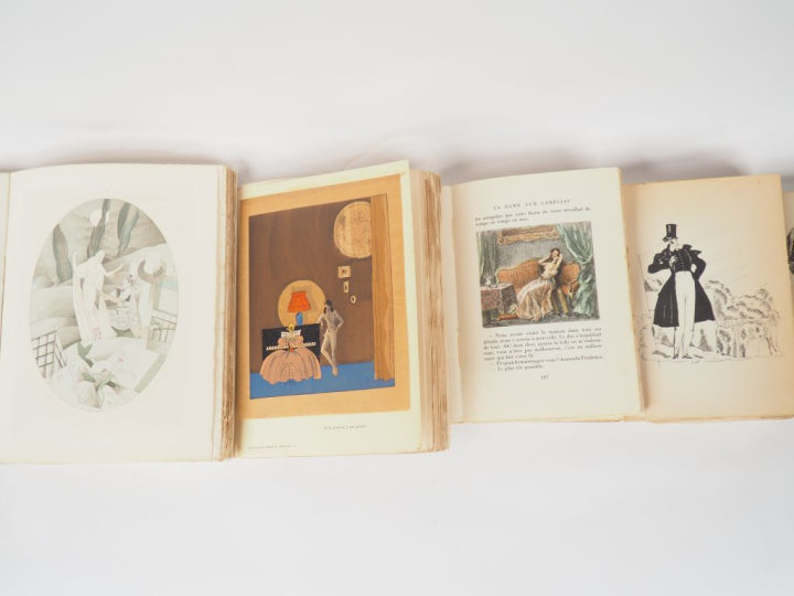 Lot de livres comprenant 8 volumes : - Honoré de BALZAC. La fille aux 