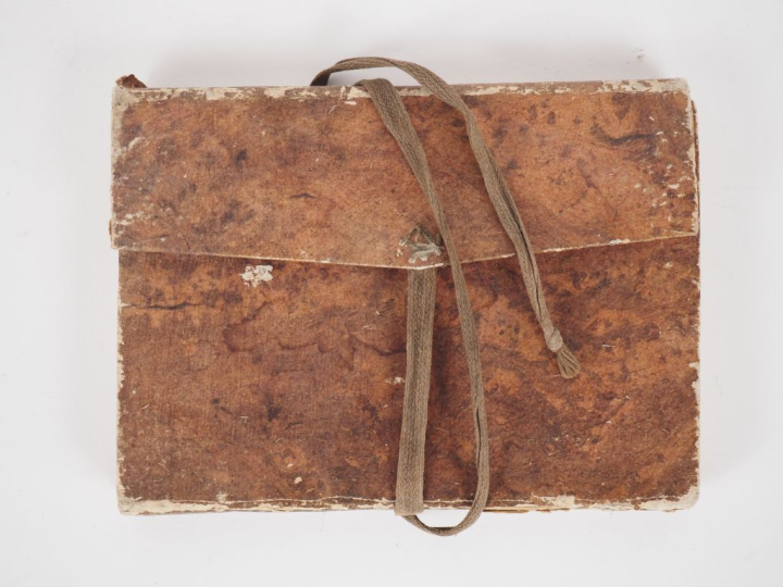 Carnet de l’officier NATALELLI, officier au 34e de ligne.  Comprenant 