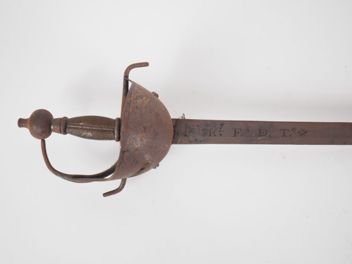 Forte épée Taza, de cavalerie.  Fusée entièrement filigranée. Monture 
