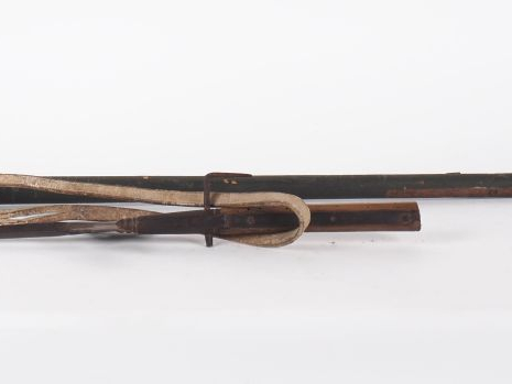 Deux pointes d’armes d’Hast :  -Pointe de lance modèle 1823. Partie ha