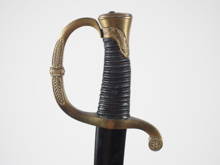 Sabre d’officier d’artillerie modèle 1829.  Poignée recouverte de galu