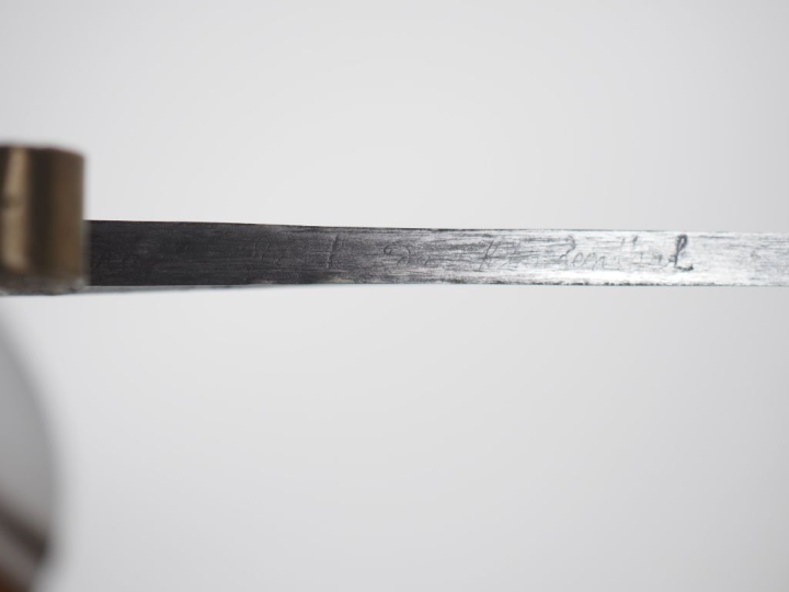 Sabre d’officier d’artillerie modèle 1829.  Poignée recouverte de galu